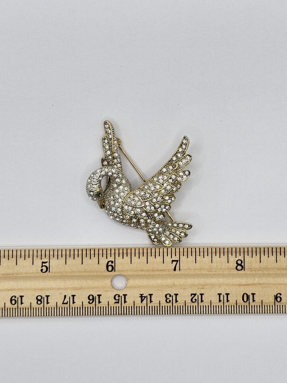 Vintage Gold-Tone Crystal Swan Brooch Elegant Statement Jewelry Piece